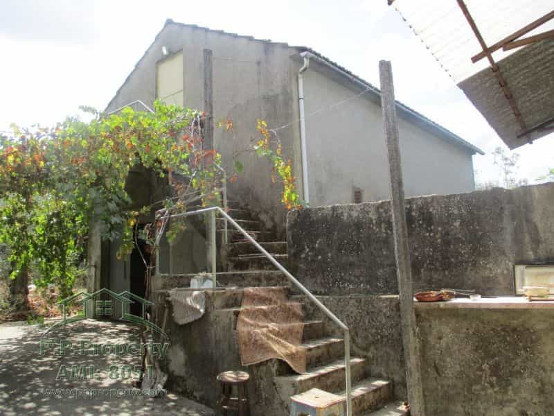 House in Ferreira do Zezere, Santarem 10029068
