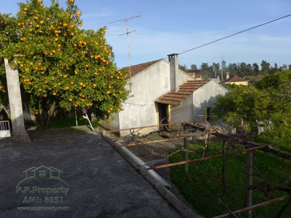 房子 在 Figueiro dos Vinhos, Leiria 10029076