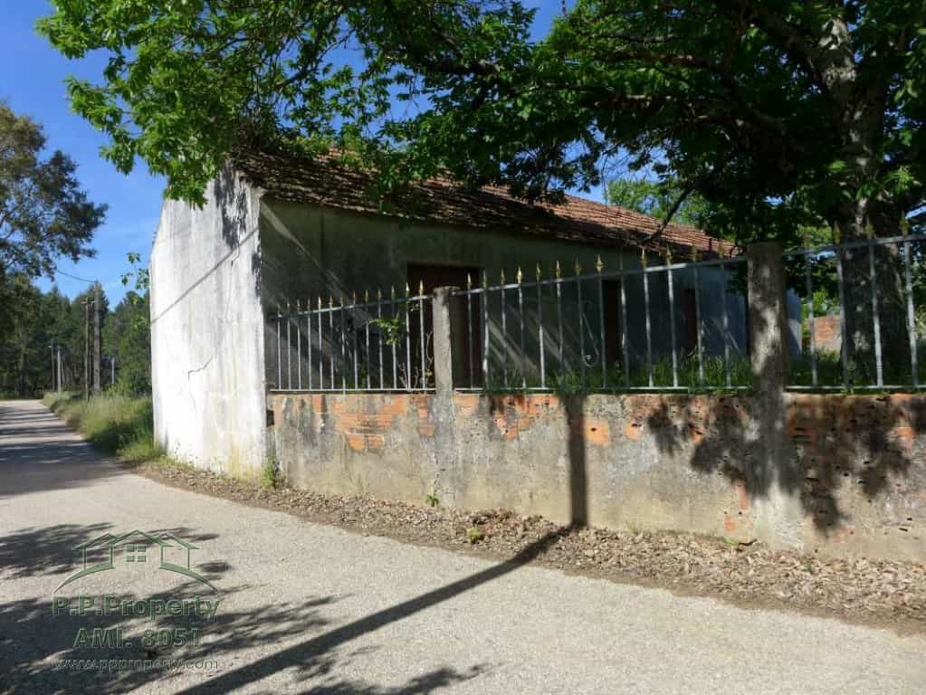 Dom w Ferreira do Zezere, Santarem 10029084