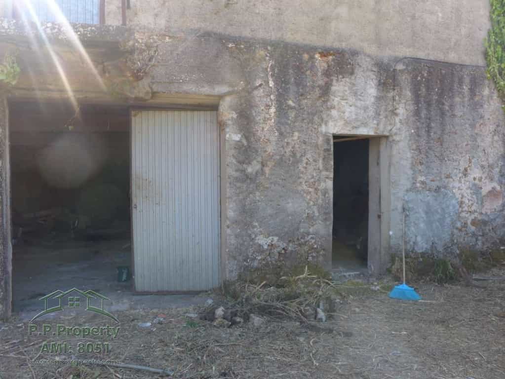 بيت في Alvaiazere, Leiria 10029147
