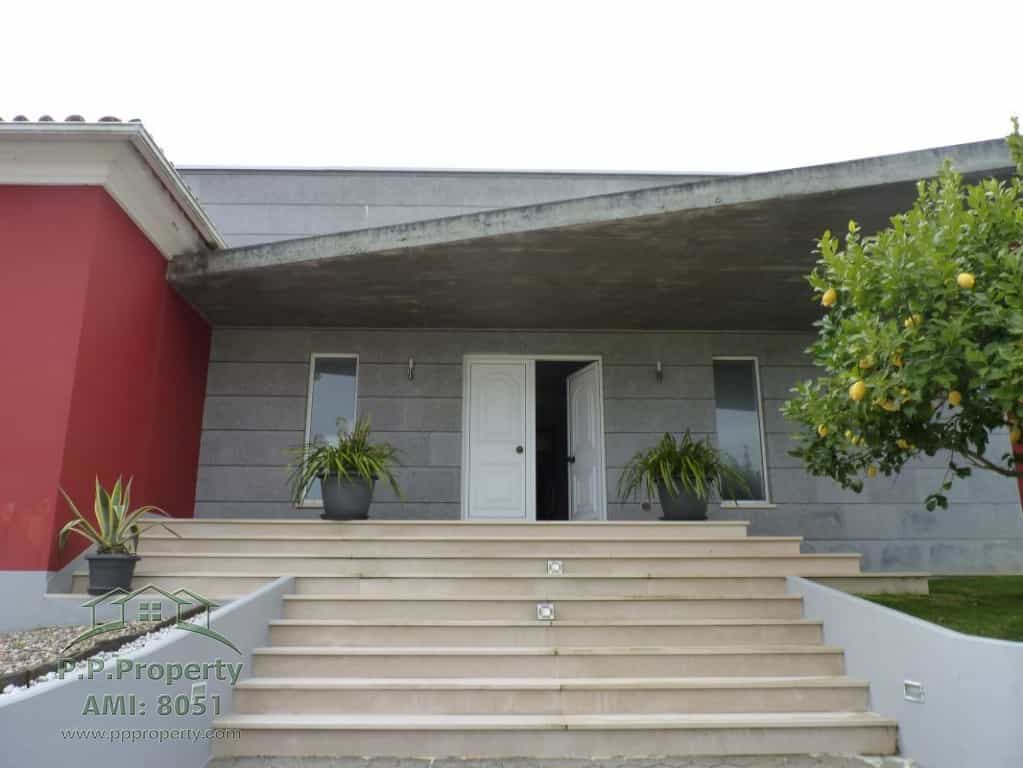 Будинок в Рібейра-де-Сан-Педро, Лейрія 10029161