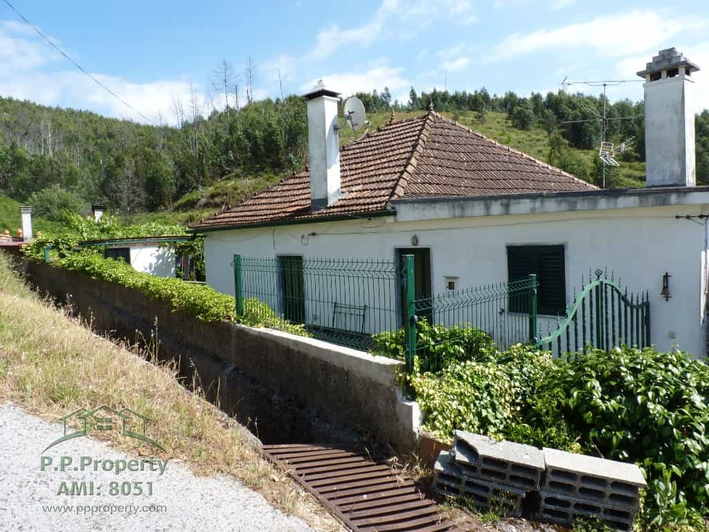 House in Castanheira de Pera, Leiria 10029177