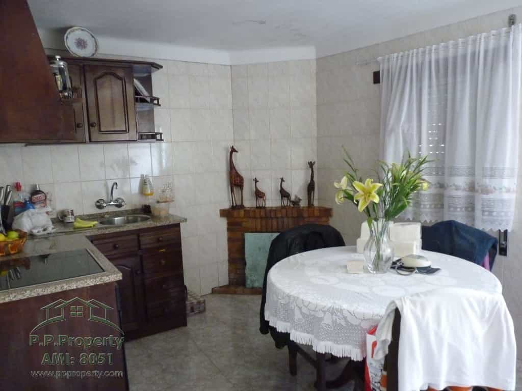 rumah dalam Castanheira de Pera, Leiria 10029177