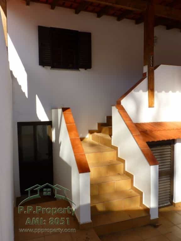 жилой дом в Pedrogao Grande, Leiria 10029180