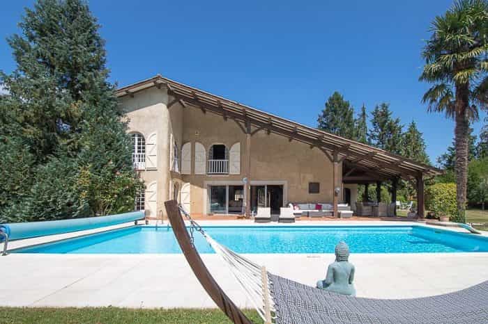 House in Vic-en-Bigorre, Occitanie 10029183