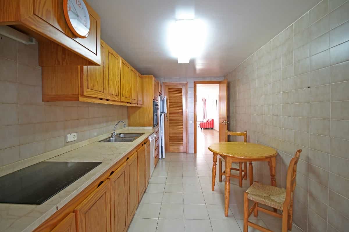 Condominium in Puerto Pollenca, Balearic Islands 10029594