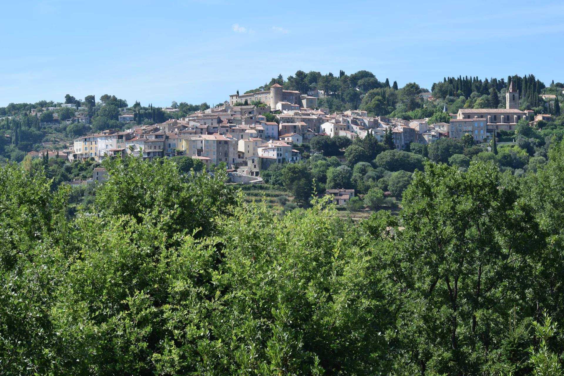 Hus i Callian, Provence-Alpes-Cote d'Azur 10029704