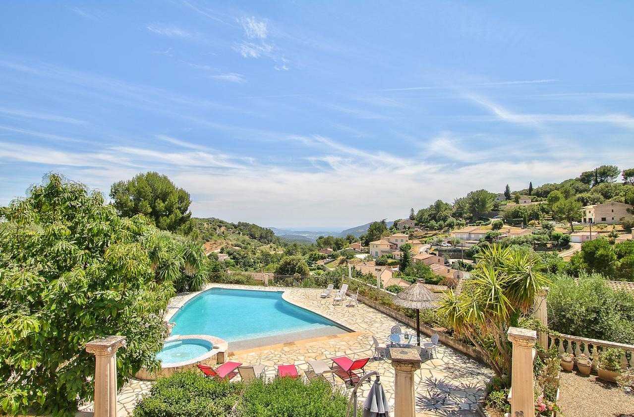 Rumah di Peymeinade, Provence-Alpes-Cote d'Azur 10029707