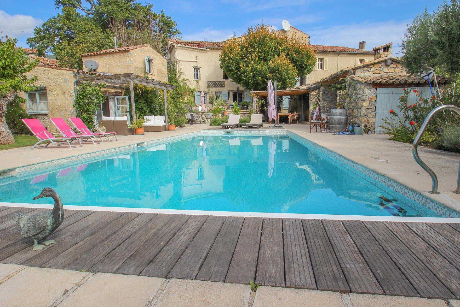 Hus i Seillans, Provence-Alpes-Cote d'Azur 10029789