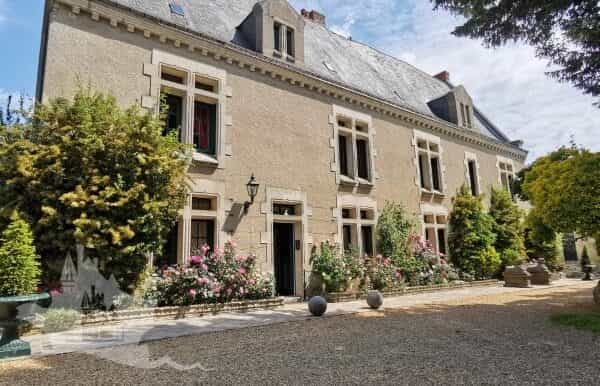 房子 在 Sable-sur-Sarthe, Pays de la Loire 10029812
