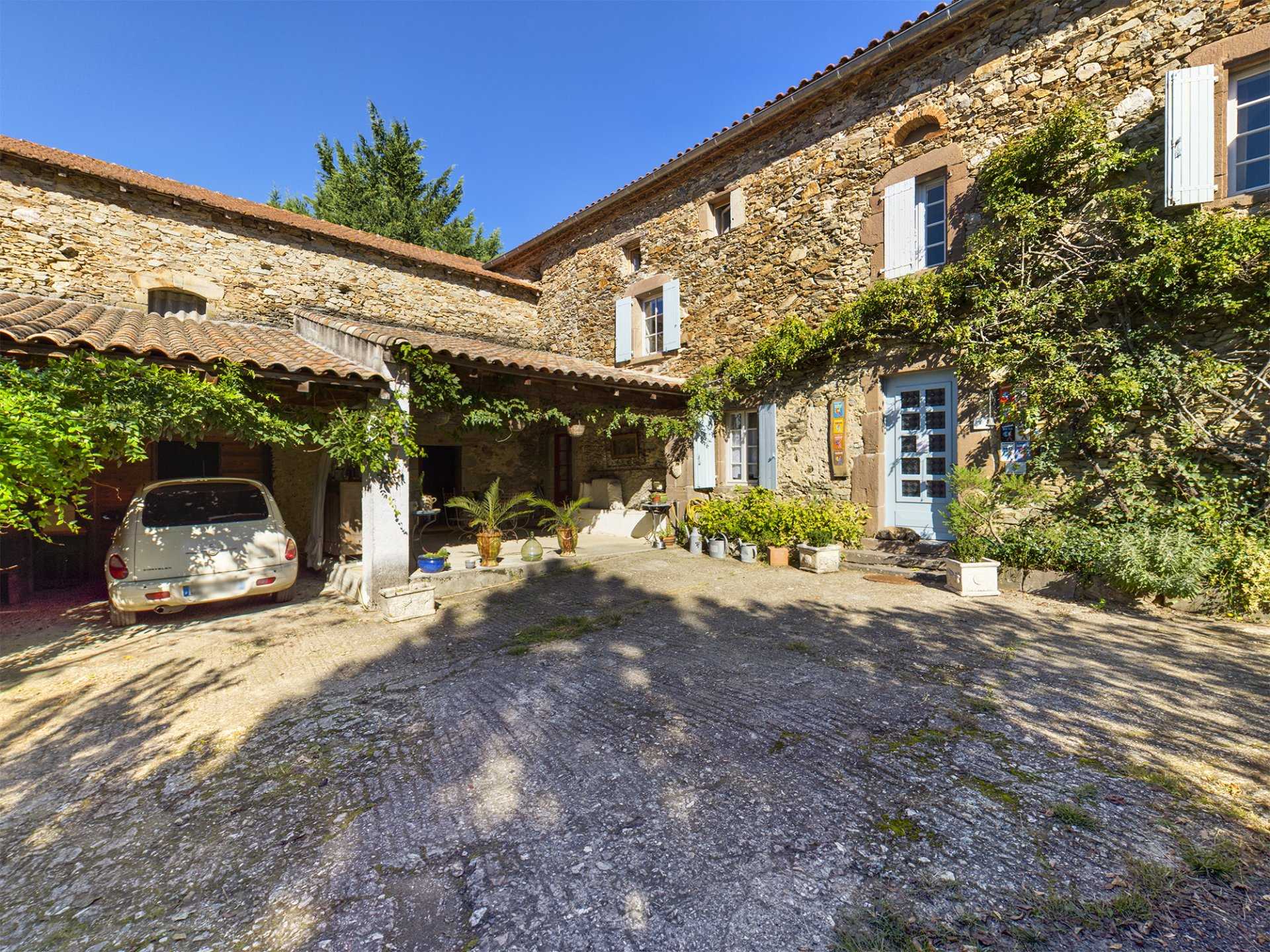 Будинок в Monesties, Occitanie 10029857