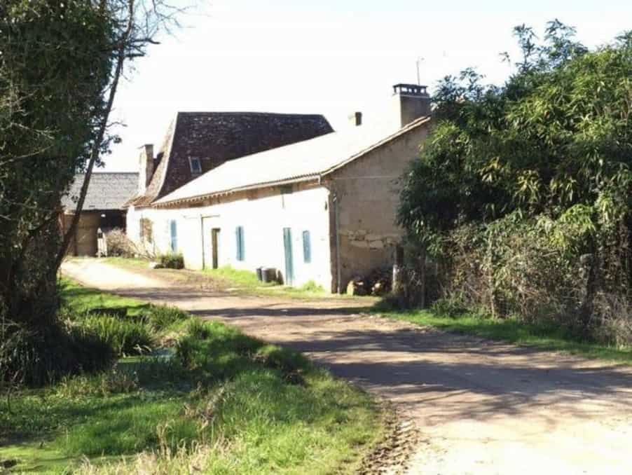 Andere im Villereal, Nouvelle-Aquitaine 10029919