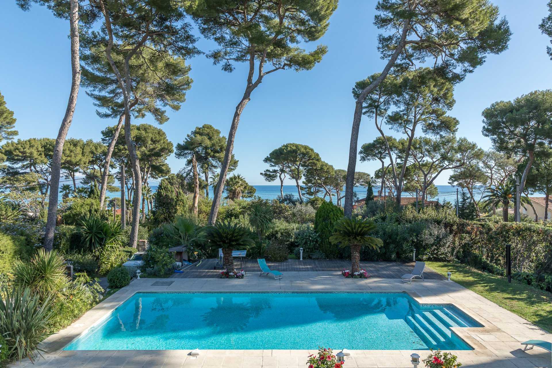 Hus i Antibes, Provence-Alpes-Cote d'Azur 10029957