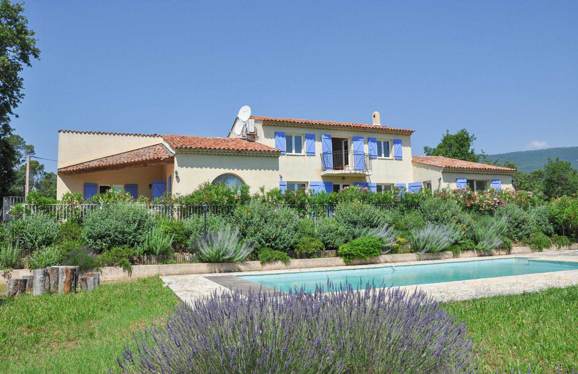 Hus i Fayence, Provence-Alpes-Cote d'Azur 10029964