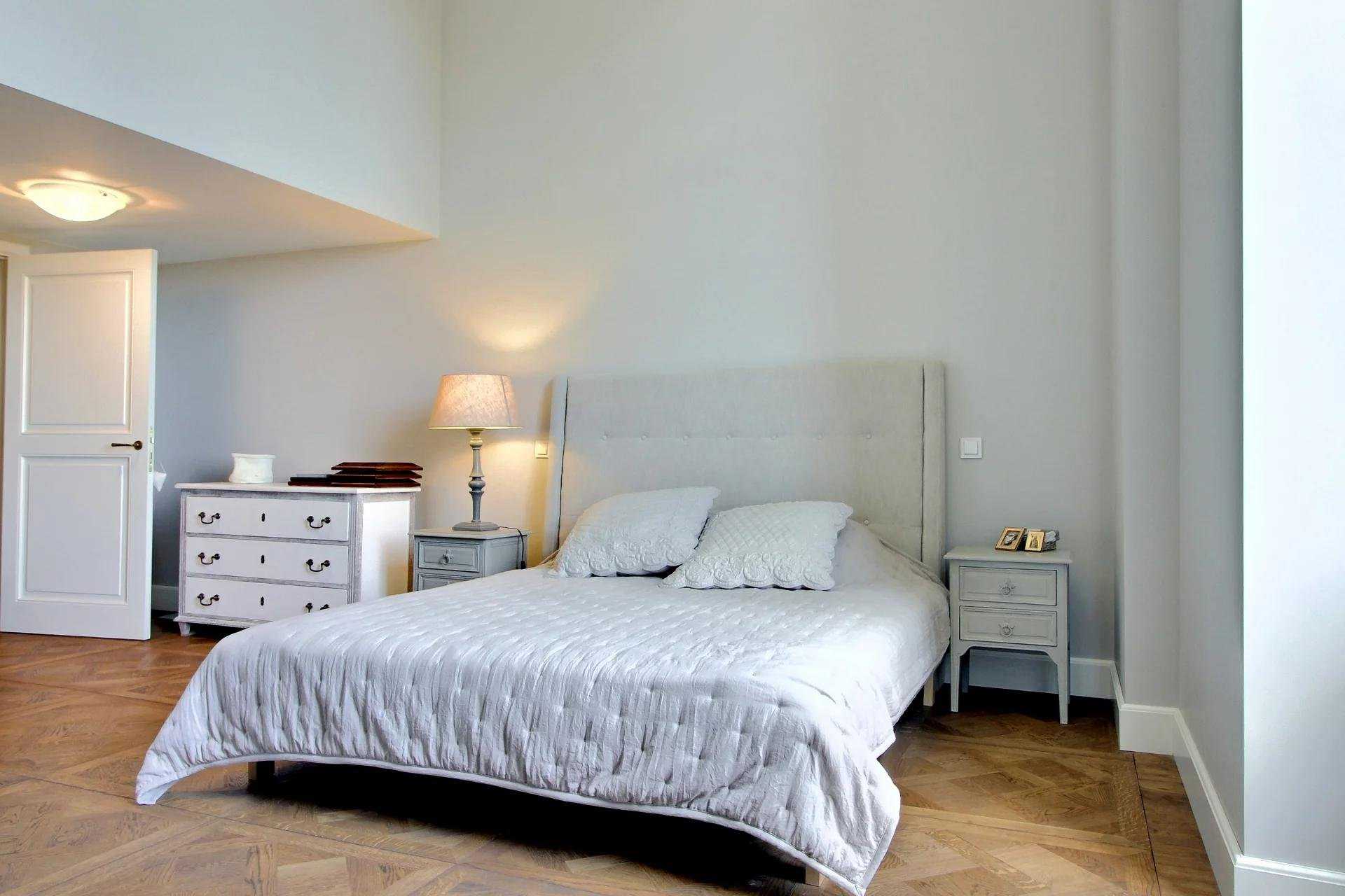 Condominium in Grand Hotel Du Cap Martin - Roquebrune Cap Martin,  10029985