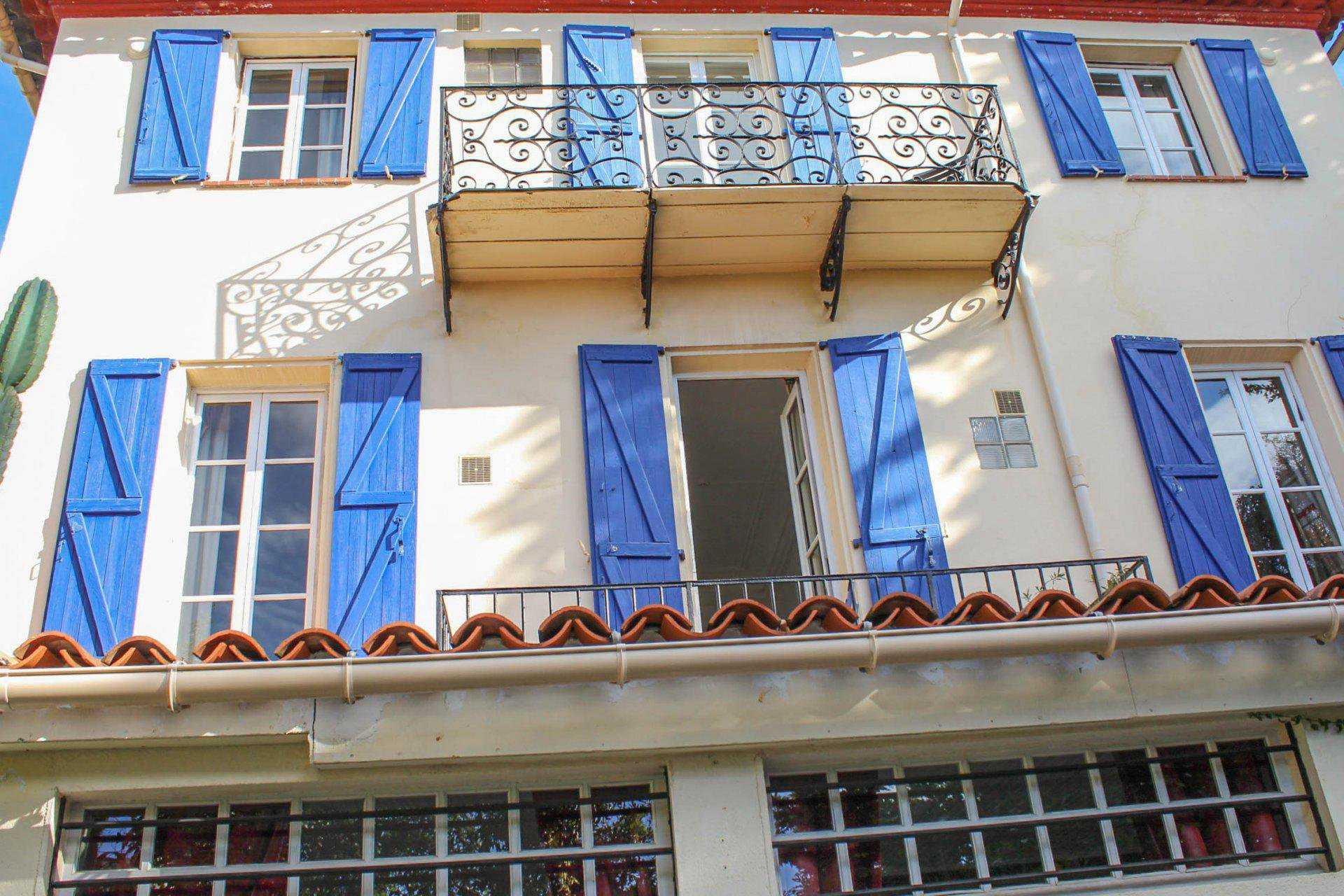 Detailhandel in Nice Mont Boron, Provence-Alpes-Cote d'Azur 10029989
