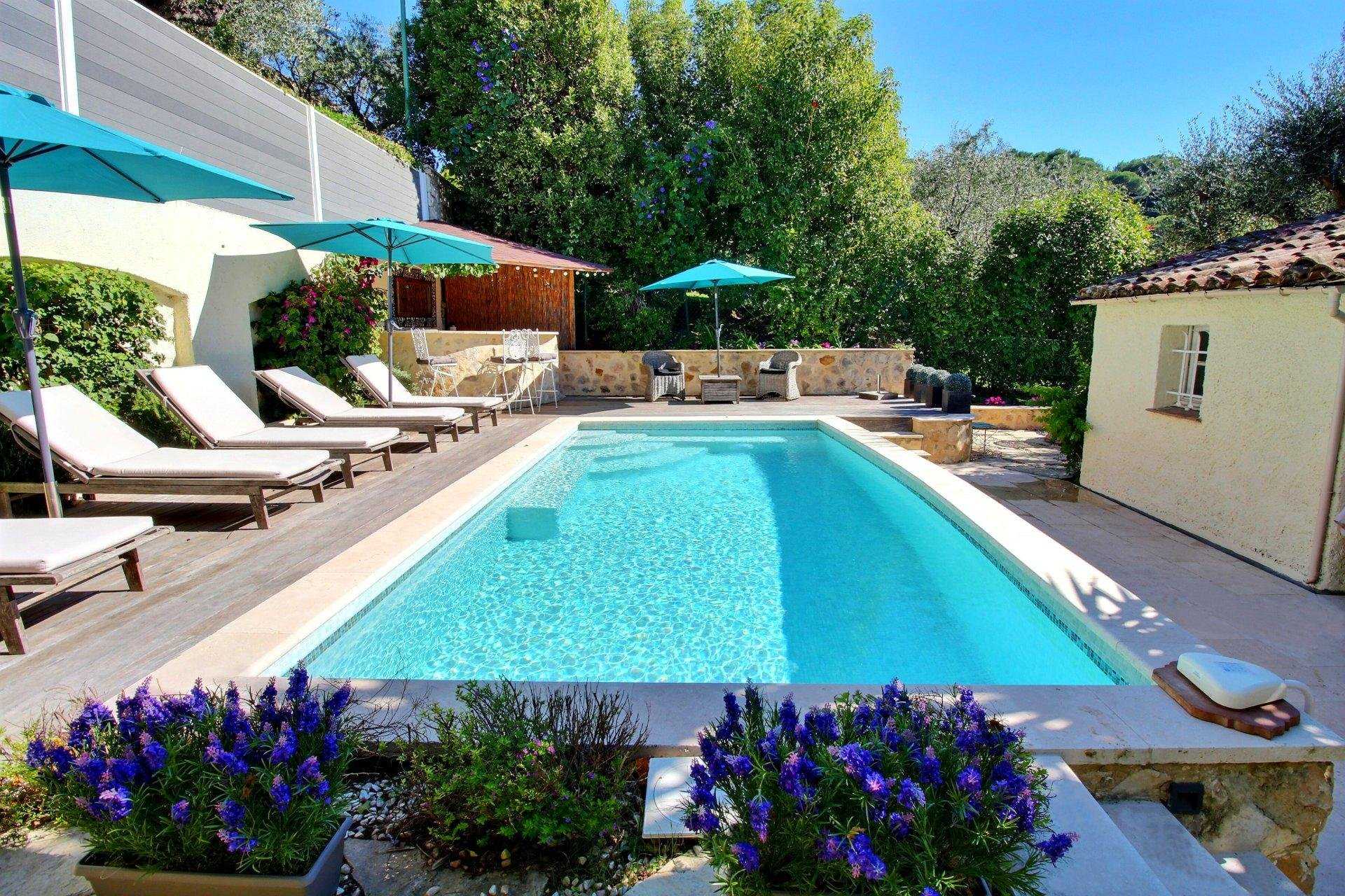 Dom w Cannes Calfornie, Provence-Alpes-Cote dAzur 10030005