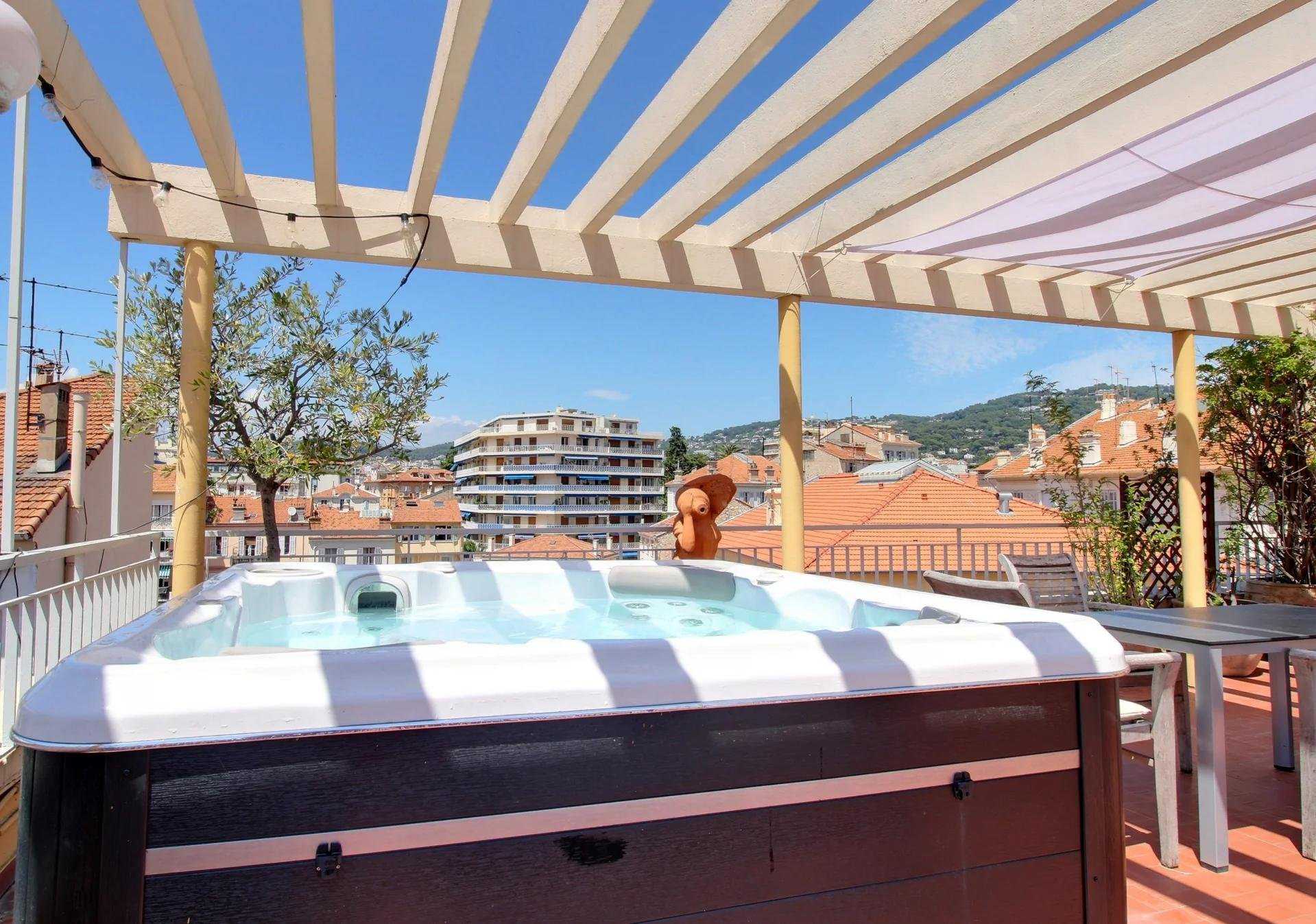Eigentumswohnung im Cannes, Provence-Alpes-Côte d'Azur 10030012