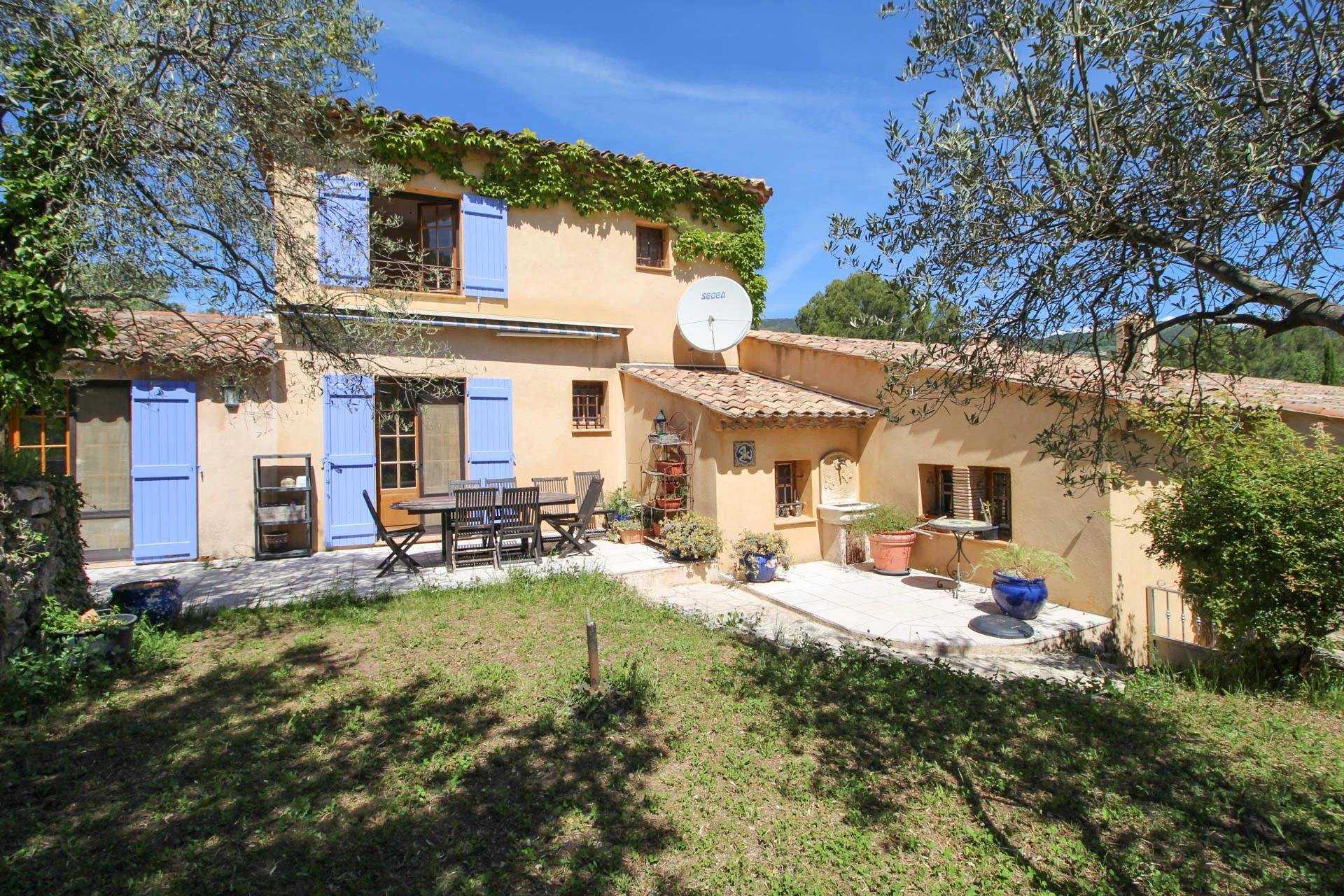 rumah dalam Seillans, Provence-Alpes-Côte d'Azur 10030038