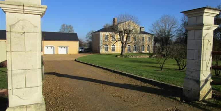 Muu sisään Chateau-du-Loir, Pays de la Loire 10030045