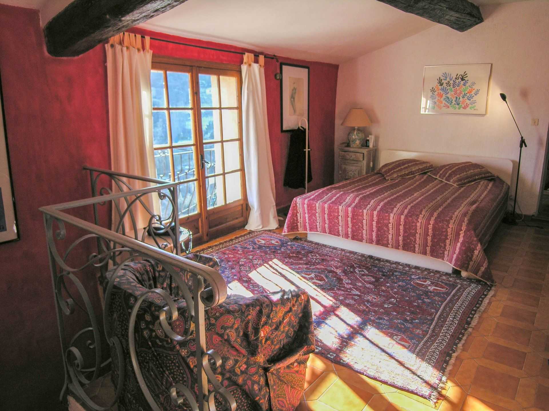 Rumah di Le Broc, Provence-Alpes-Cote d'Azur 10030067