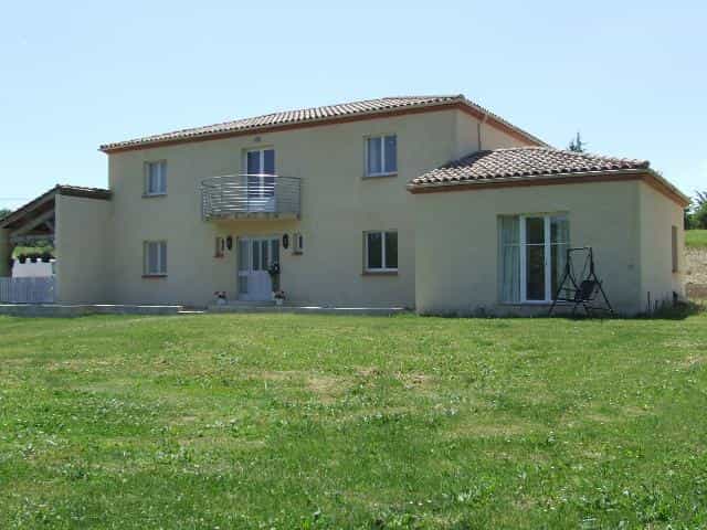 House in Villereal, Nouvelle-Aquitaine 10030128
