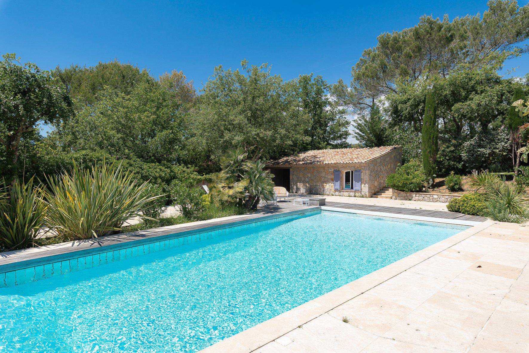Kondominium di Tourrettes, Provence-Alpes-Cote d'Azur 10030131