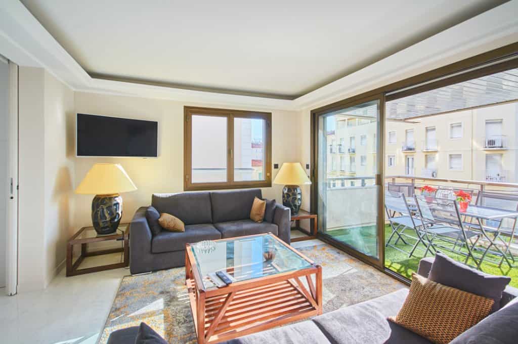 公寓 在 戛納, 普羅旺斯-阿爾卑斯-藍色海岸 10030145