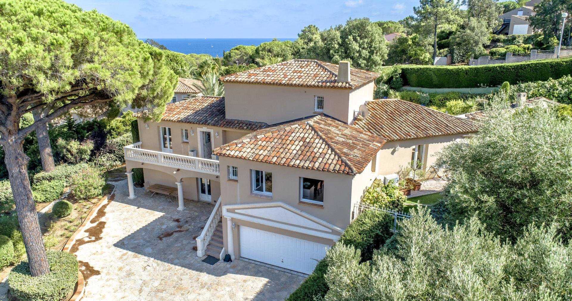 rumah dalam Sainte-Maxime, Provence-Alpes-Côte d'Azur 10030149