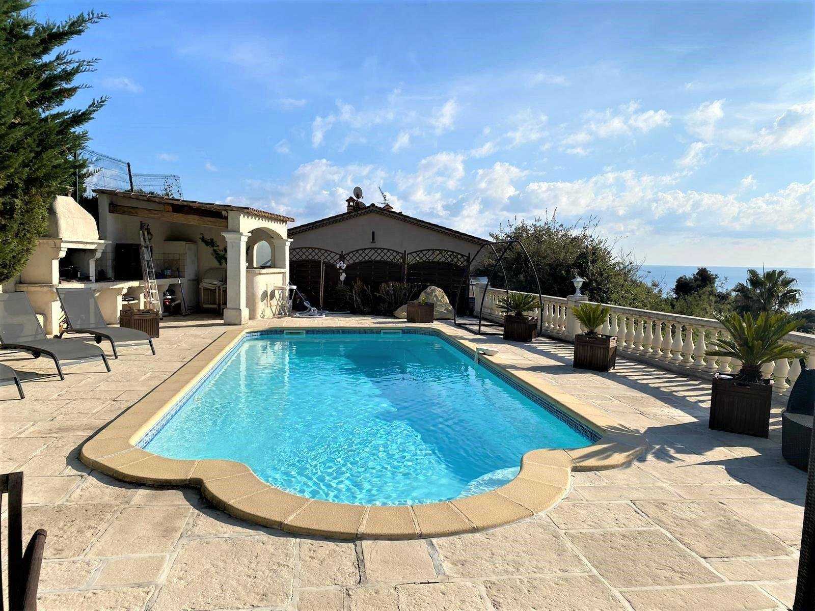 Huis in Golfe-Juan, Provence-Alpes-Côte d'Azur 10030156