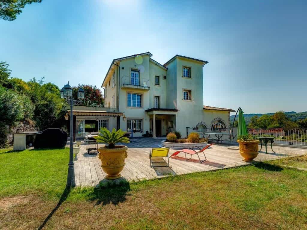 casa en La Colle-sur-Loup, Provenza-Alpes-Costa Azul 10030167