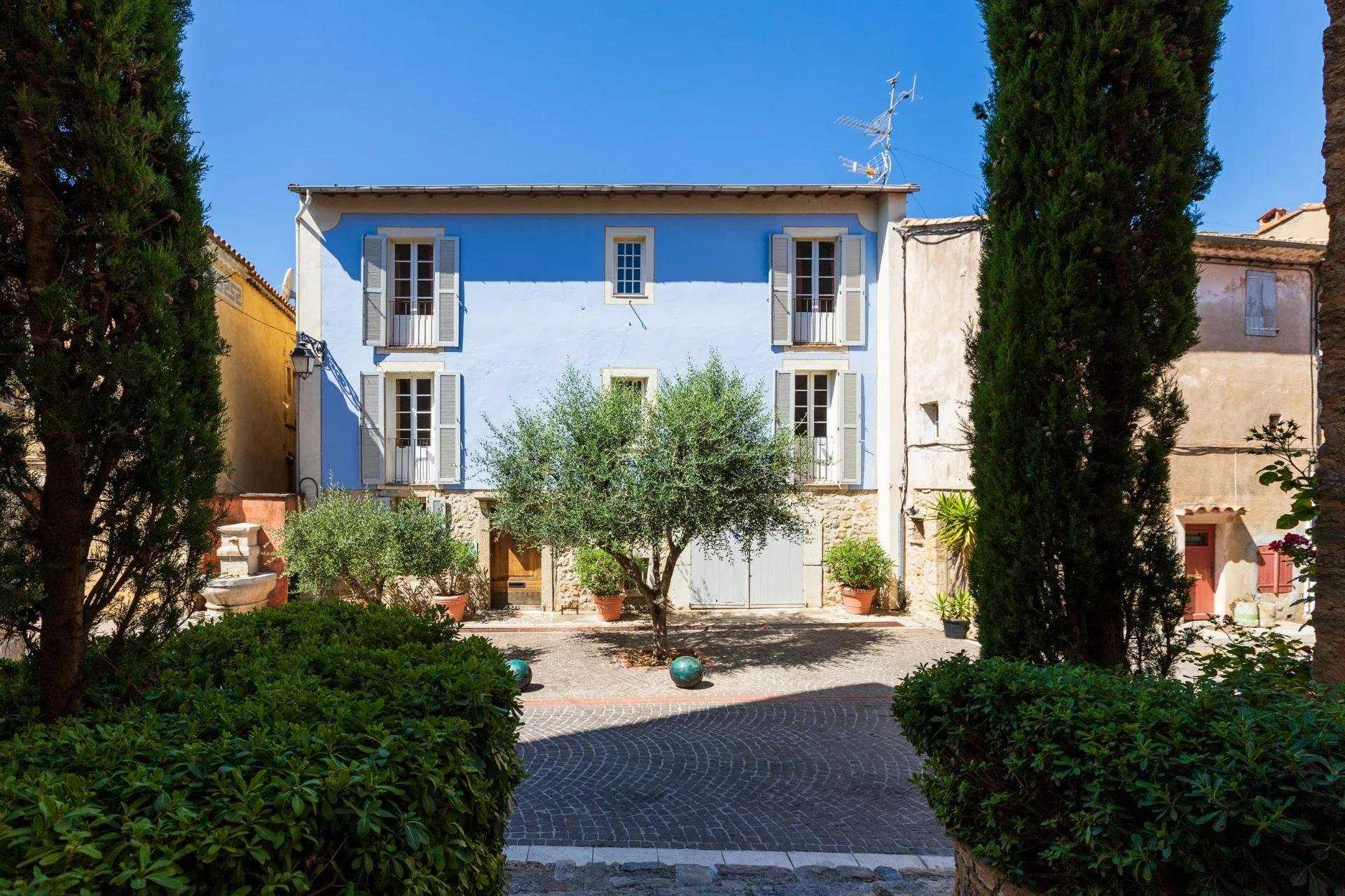 rumah dalam Montauroux, Provence-Alpes-Côte d'Azur 10030179