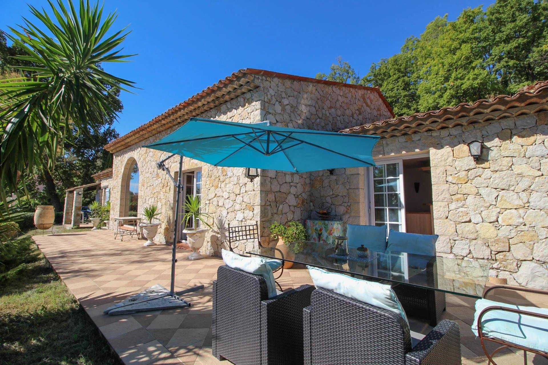 Hus i Fayence, Provence-Alpes-Cote d'Azur 10030185