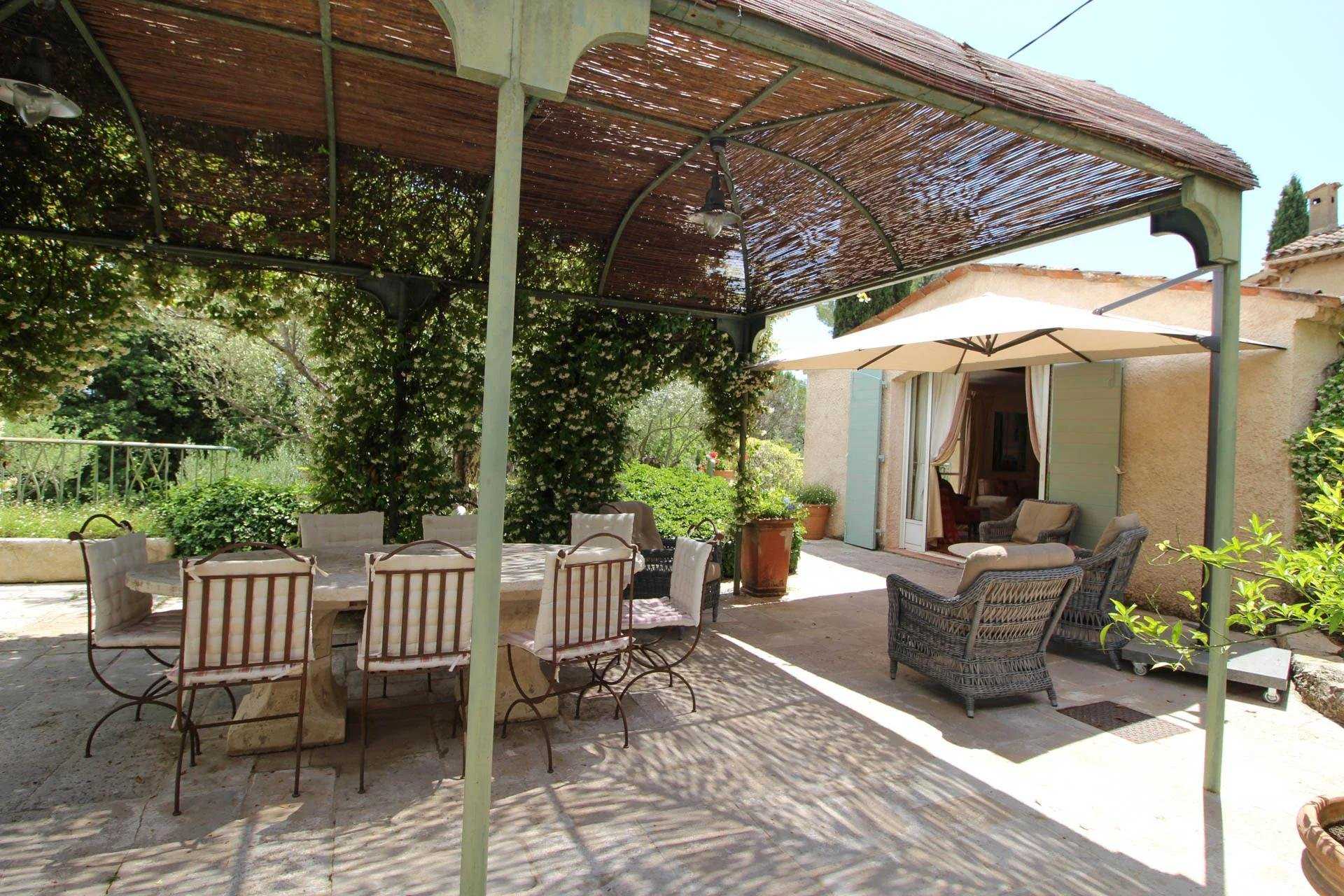 Condomínio no Fayence, Provence-Alpes-Cote d'Azur 10030206