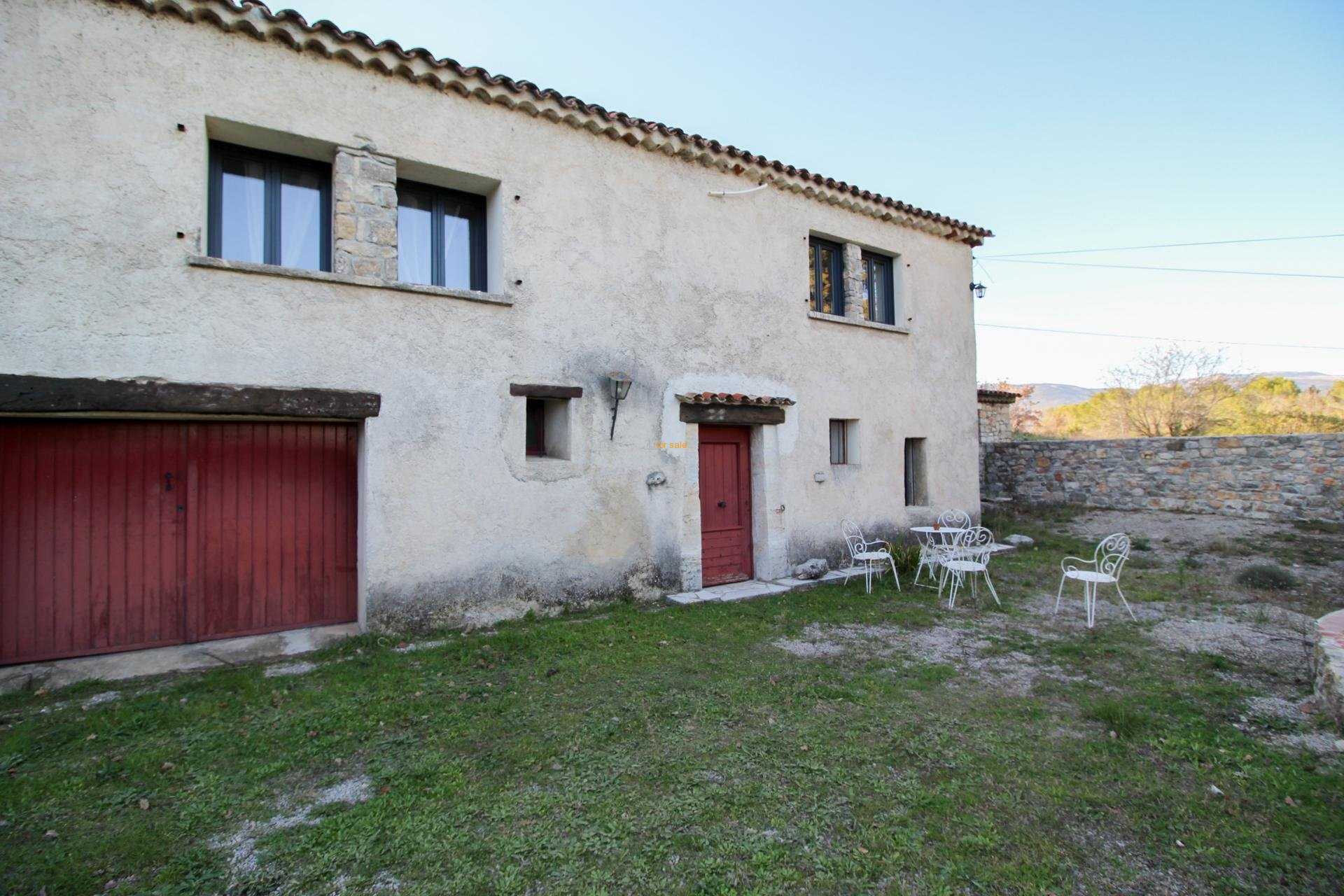 Dom w Fayence, Provence-Alpes-Cote d'Azur 10030219
