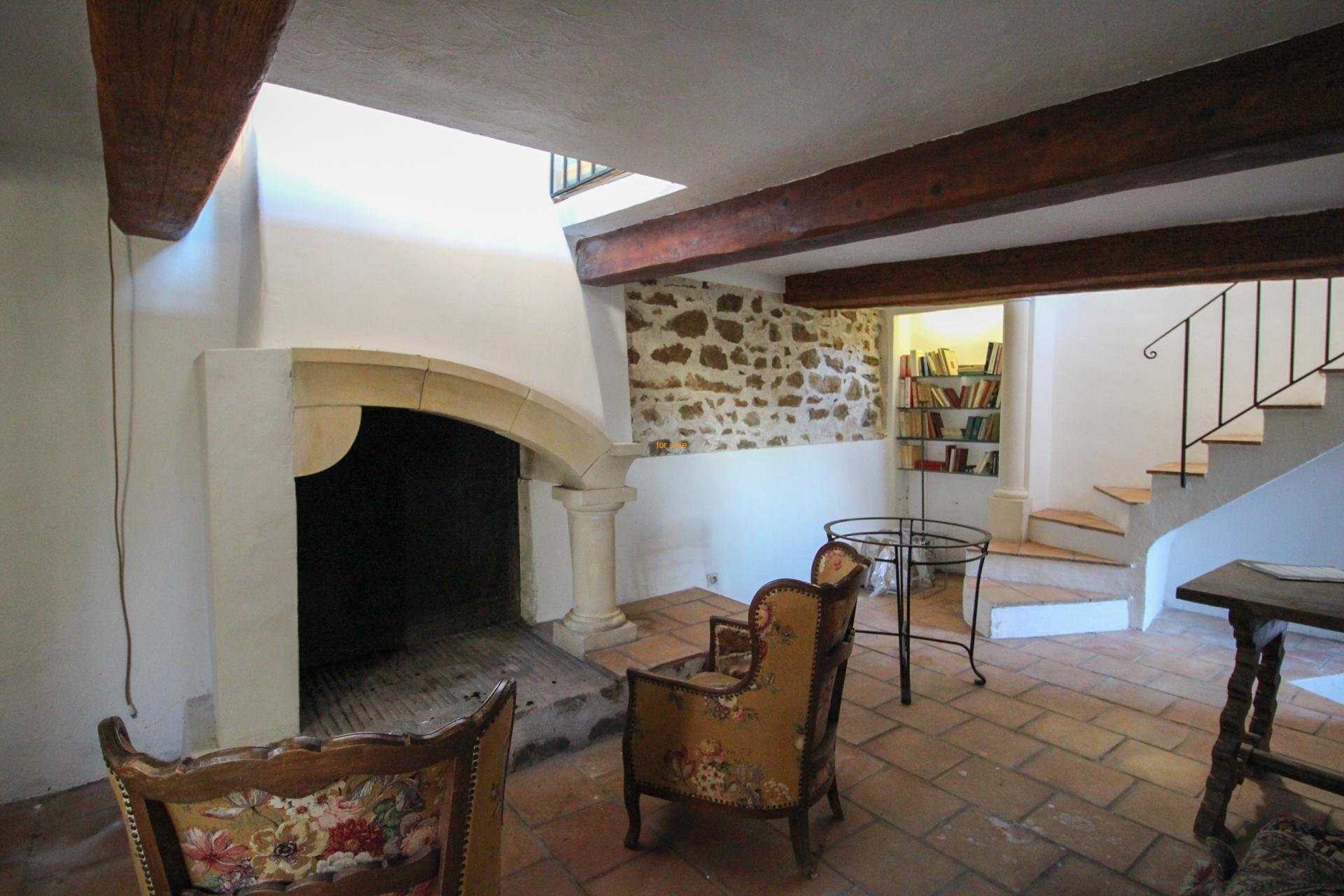 σπίτι σε Fayence, Provence-Alpes-Cote d'Azur 10030219