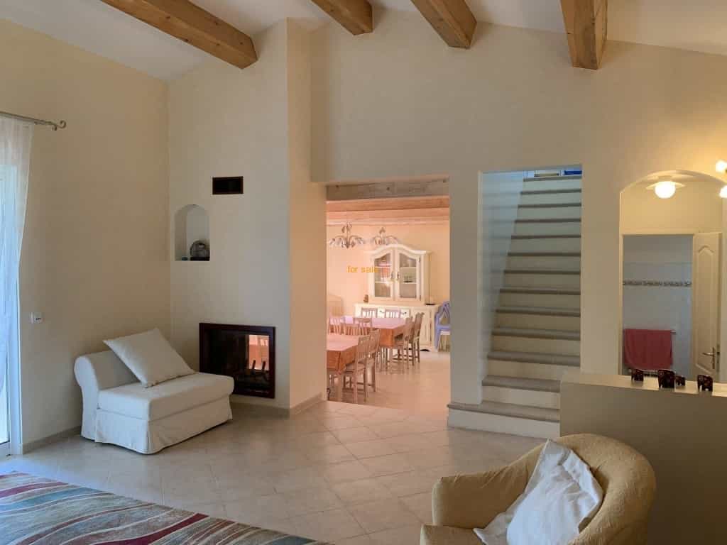 Haus im Seillans, Provence-Alpes-Côte d'Azur 10030225