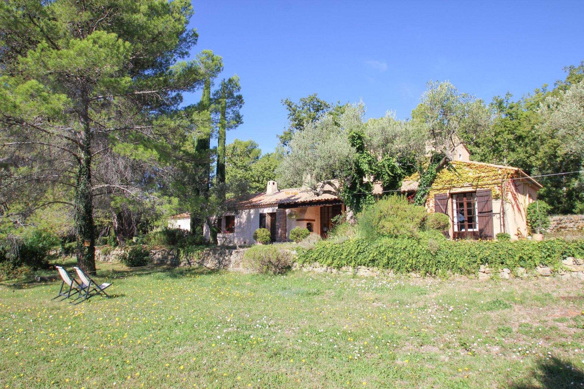 Rumah di Fayence, Provence-Alpes-Cote d'Azur 10030238