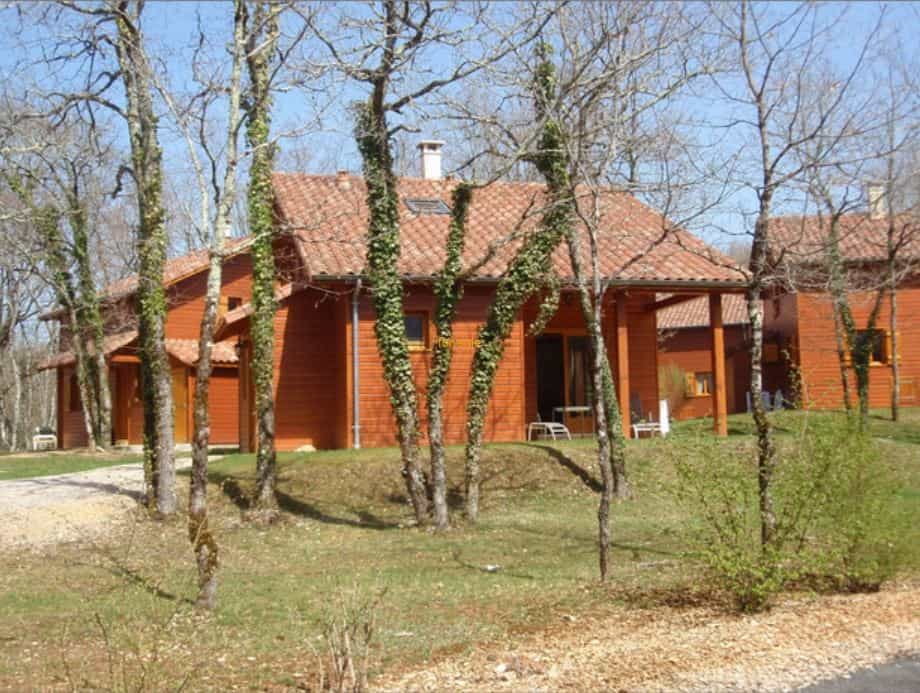 casa no Lachapelle-Auzac, Midi-Pyrenees 10030240