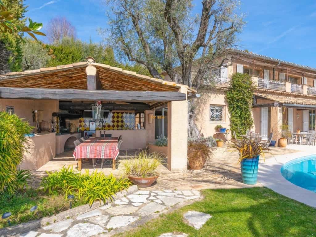 casa en Tourrettes-Sur-Loup, Provence-Alpes-Cote d'Azur 10030241