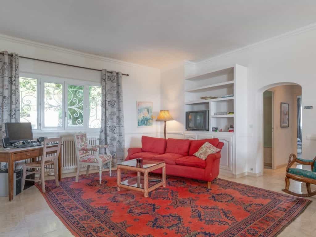 Casa nel Tourrettes-Sur-Loup, Provence-Alpes-Cote d'Azur 10030241