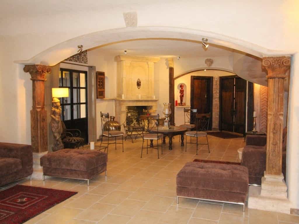 मकान में Le Tignet, Provence-Alpes-Cote d'Azur 10030250