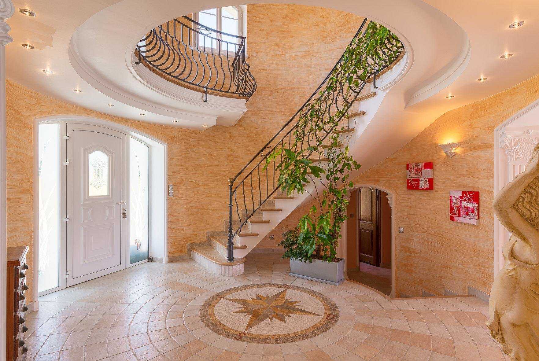 Condominium in Les issambres, Provence-Alpes-Cote d'Azur 10030268