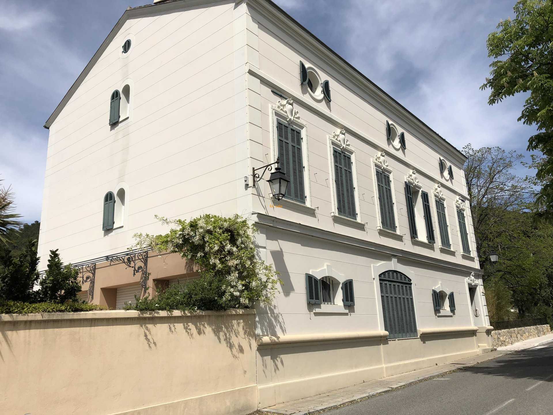 Condominium in Claviers, Provence-Alpes-Cote d'Azur 10030269