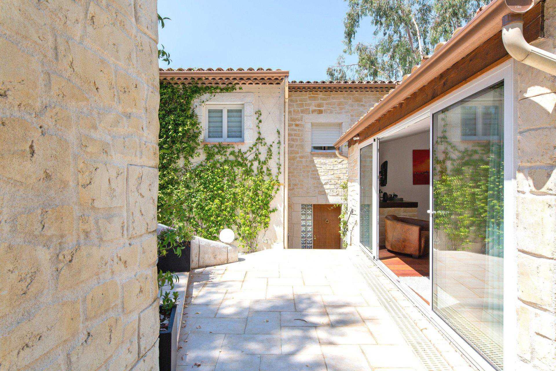 жилой дом в Cannes, Provence-Alpes-Cote d'Azur 10030273