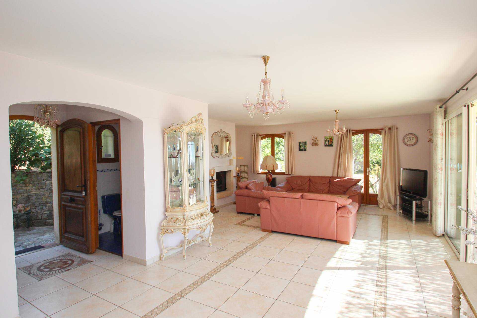 Будинок в Fayence, Provence-Alpes-Cote d'Azur 10030274
