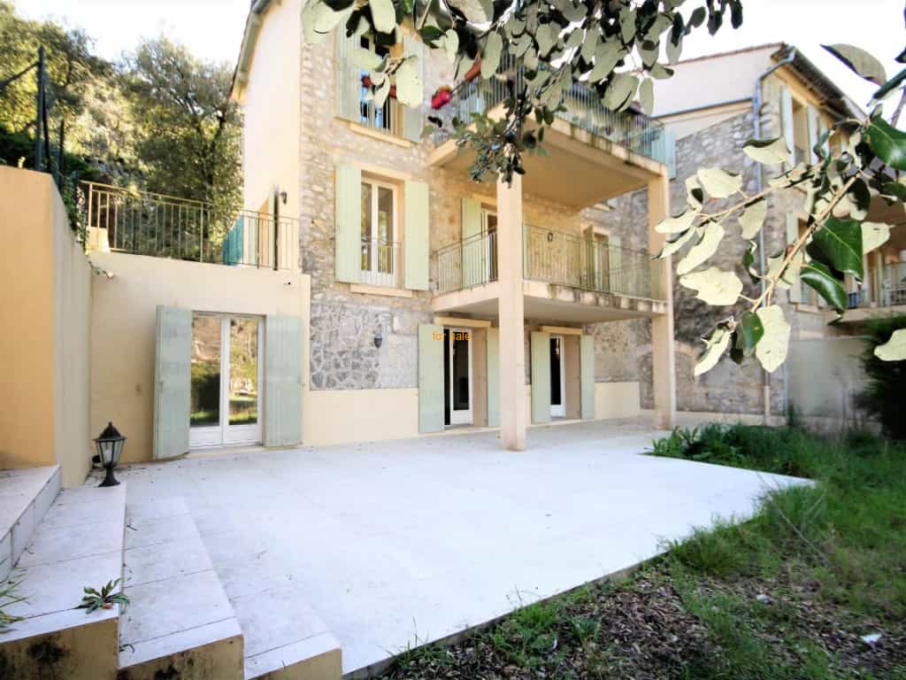 Kondominium di Le Chateau, Provence-Alpes-Cote d'Azur 10030275