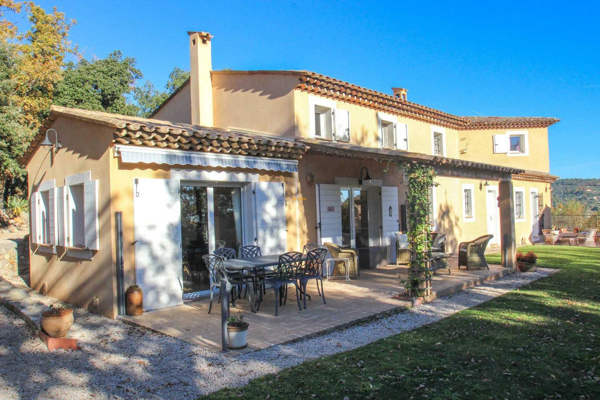 Dom w Fayence, Provence-Alpes-Cote d'Azur 10030277
