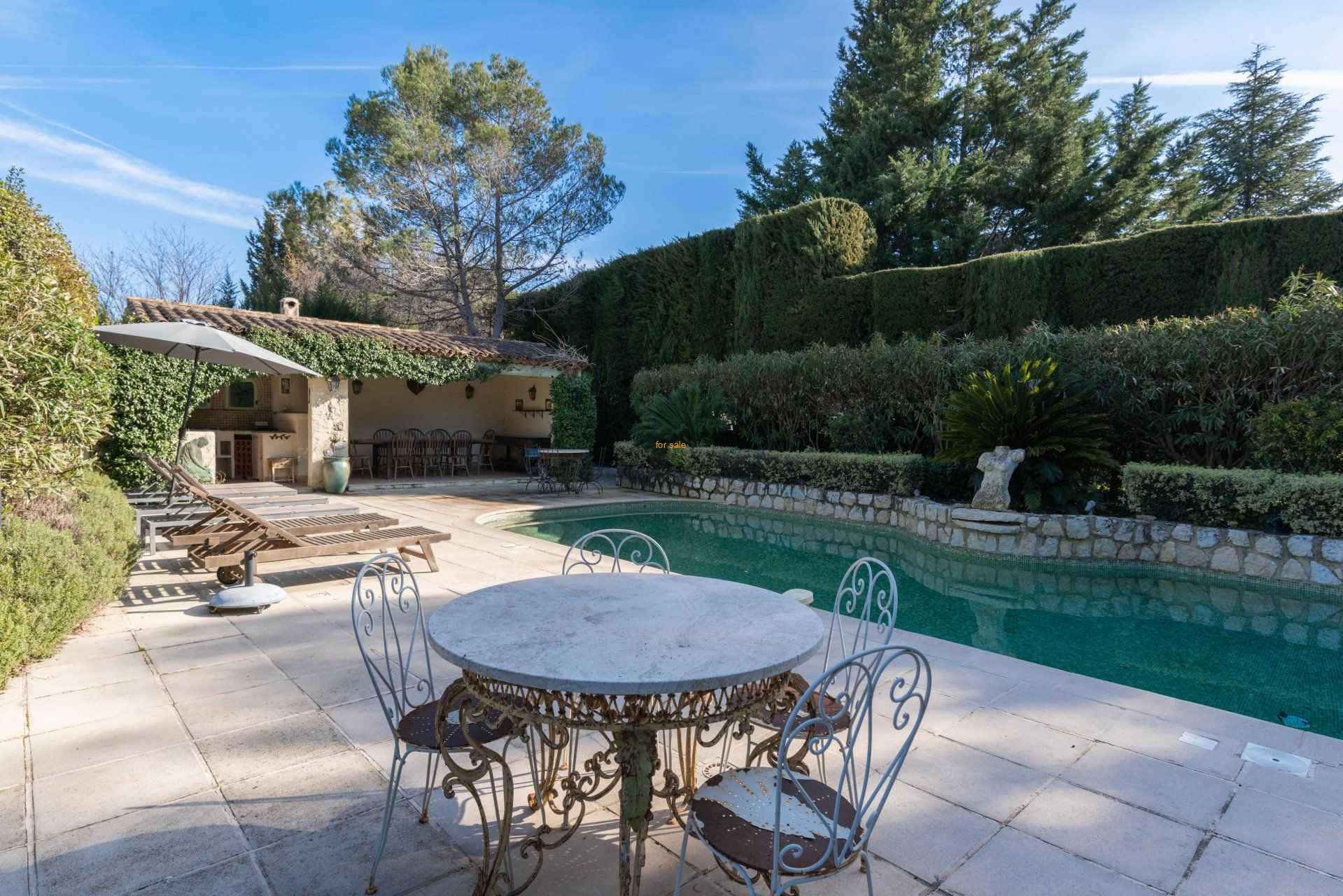 Casa nel Mouans-Sartoux, Provence-Alpes-Cote d'Azur 10030278