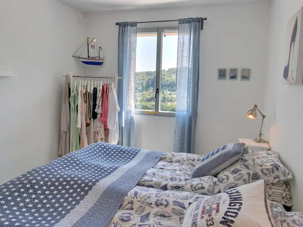 公寓 在 Biot, Provence-Alpes-Cote d'Azur 10030284